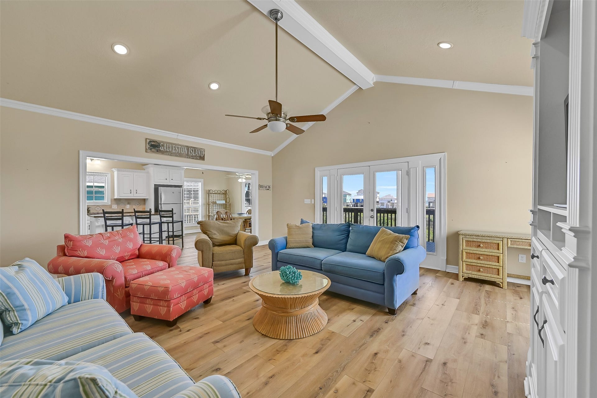 22329 Vista Del Mar, Galveston, TX 77554 Across from the living room you will find an open kitchen/dining space.
