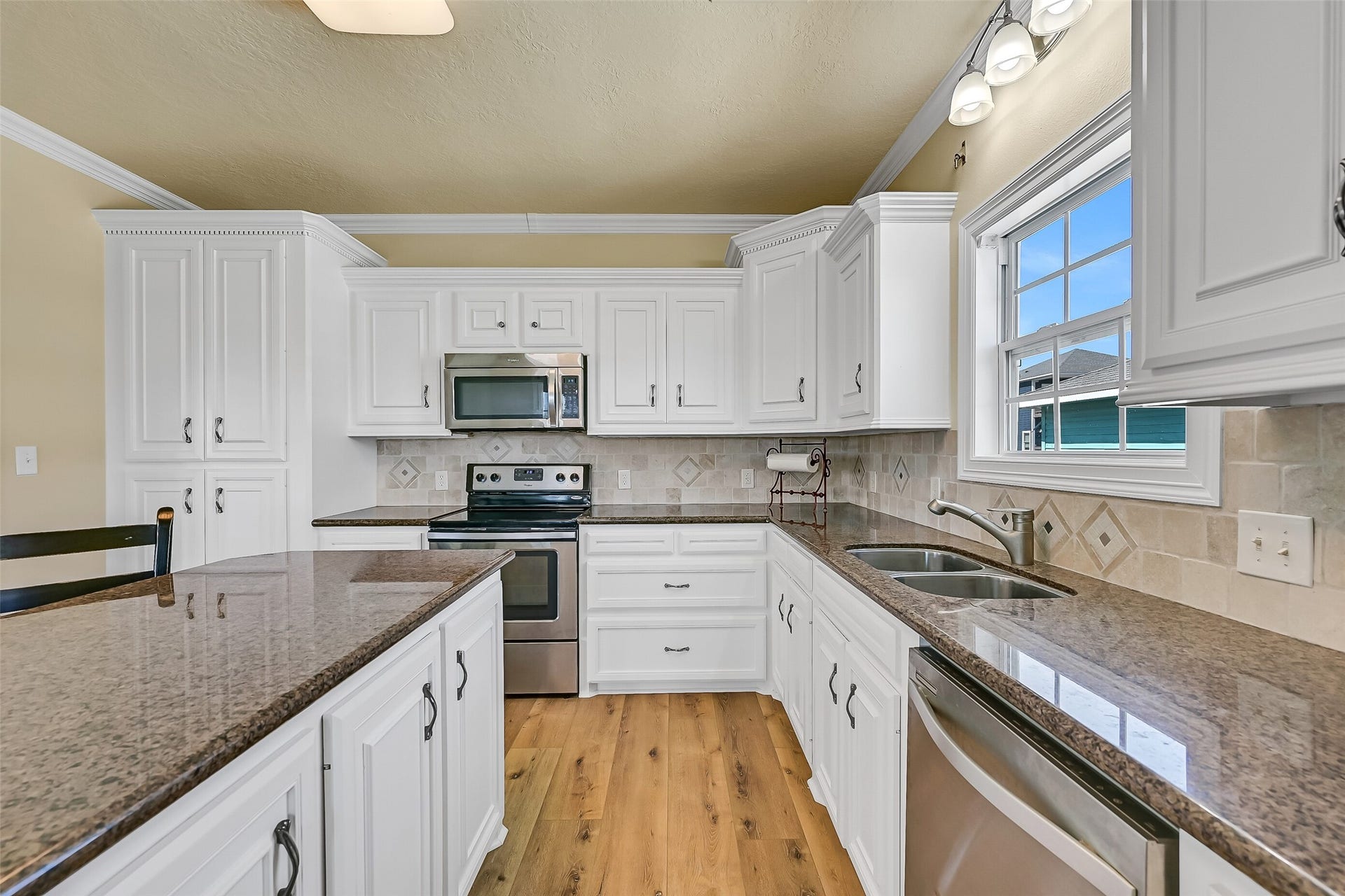 22329 Vista Del Mar, Galveston, TX 77554 Notice the abundant cabinetry throughout.