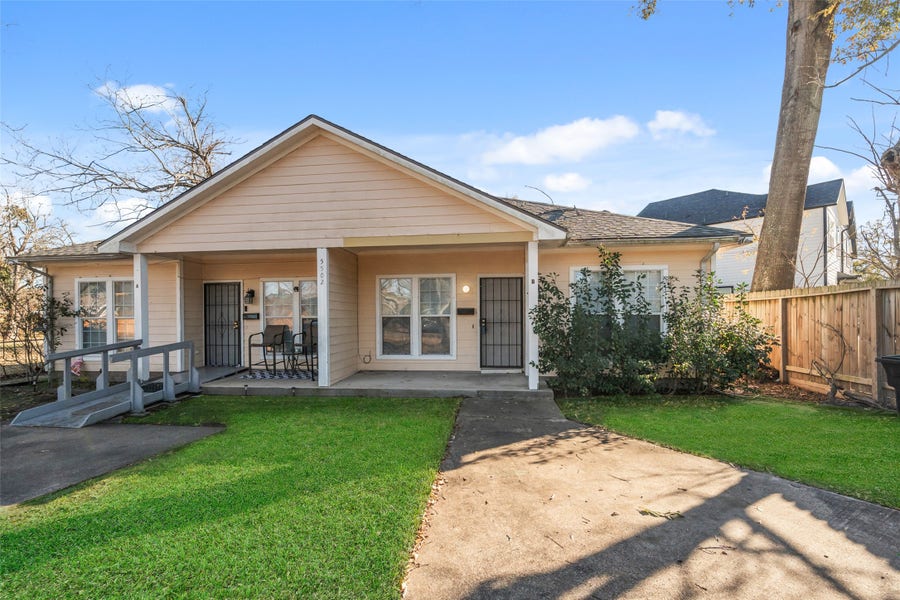 Property photo for 5502 Finch Street, #B, Houston, TX