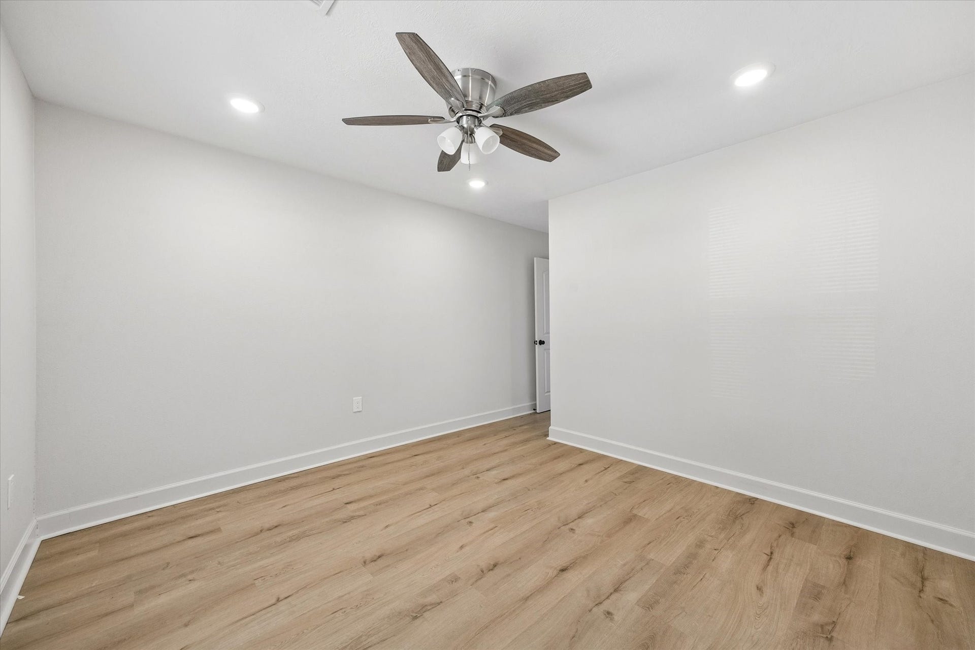 1202 Eubanks Street, Houston, TX 77022