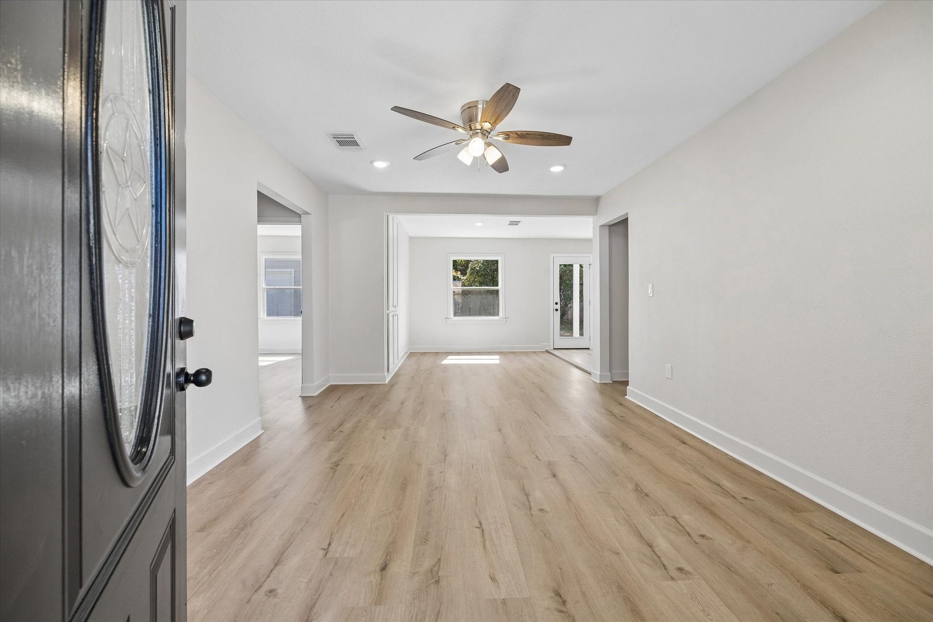 1202 Eubanks Street, Houston, TX 77022