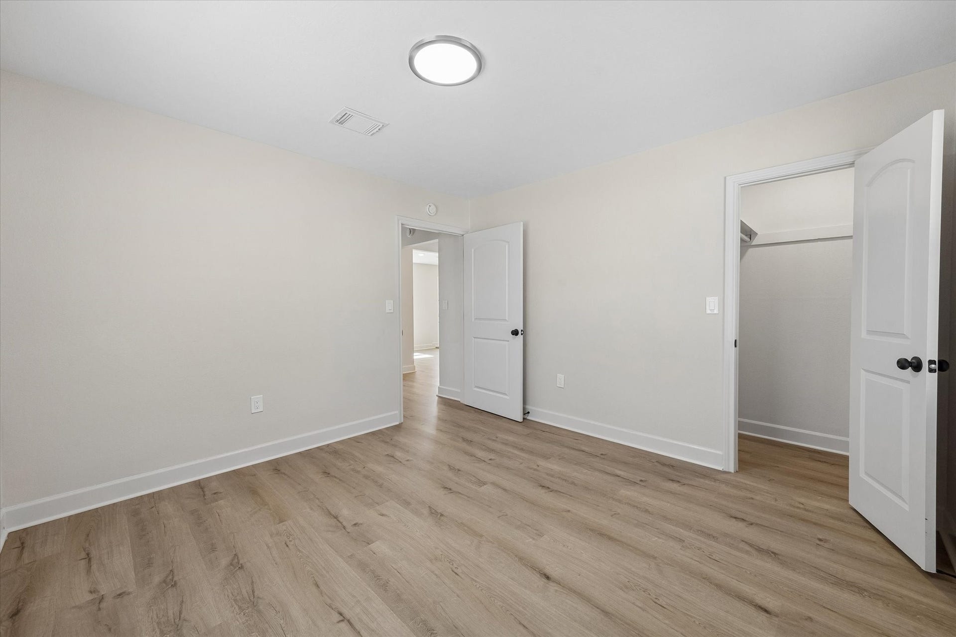 1202 Eubanks Street, Houston, TX 77022