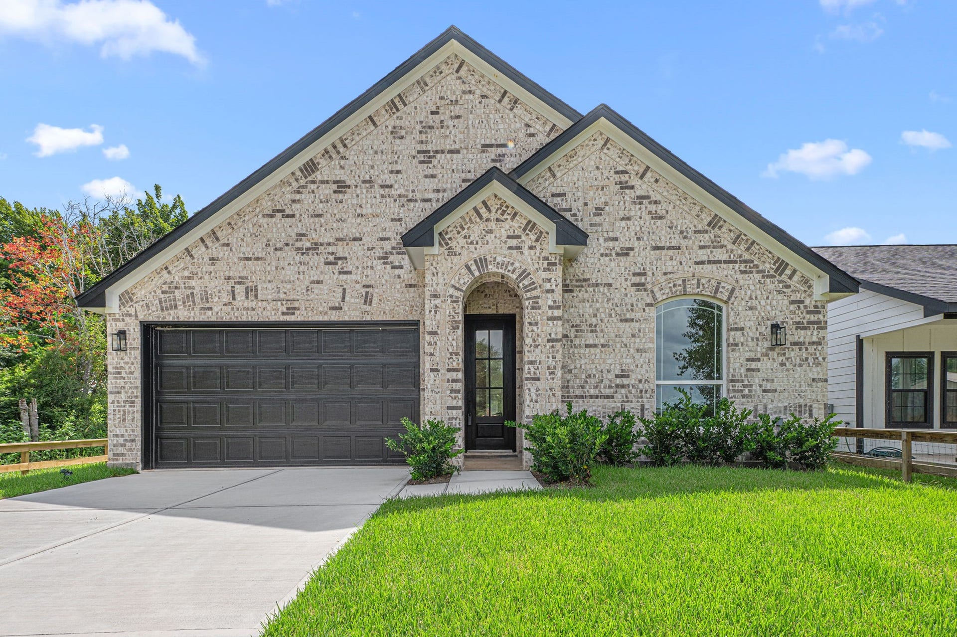 12911 Green Valley, Rosharon, TX 77583 Welcome Home!