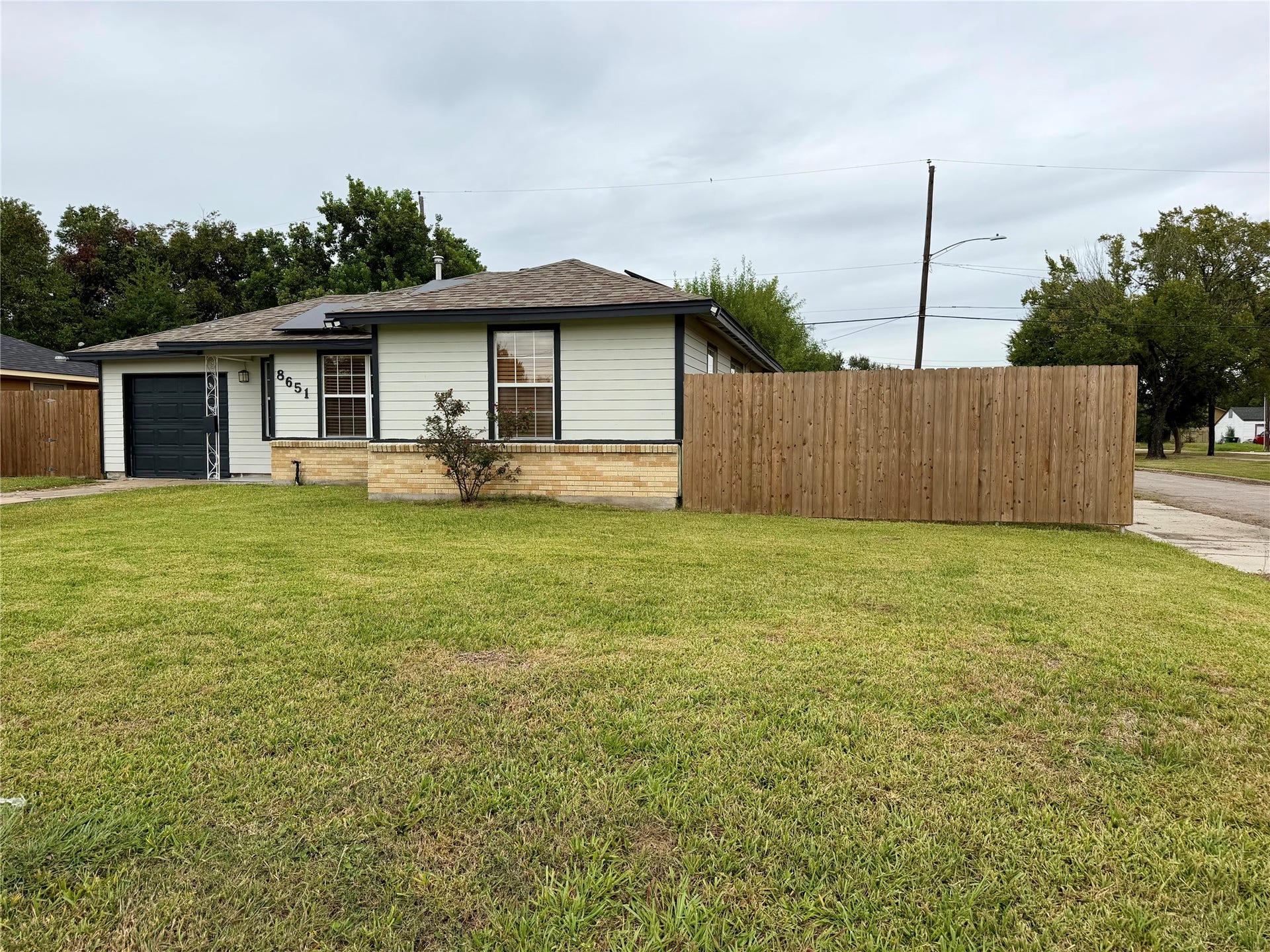 8651 Flossie Mae Street, Houston, TX 77029 8651 Flossie Mae Street, Houston, TX 77029