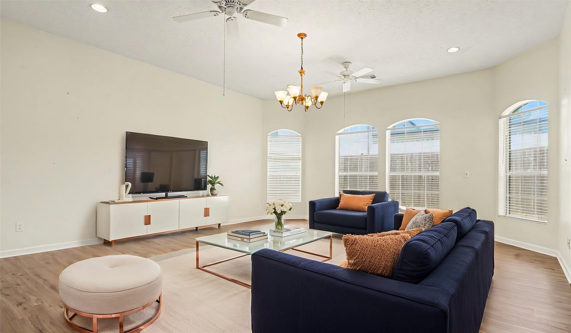 426 27th Street, San Leon, TX 77539 Virtually Staged
