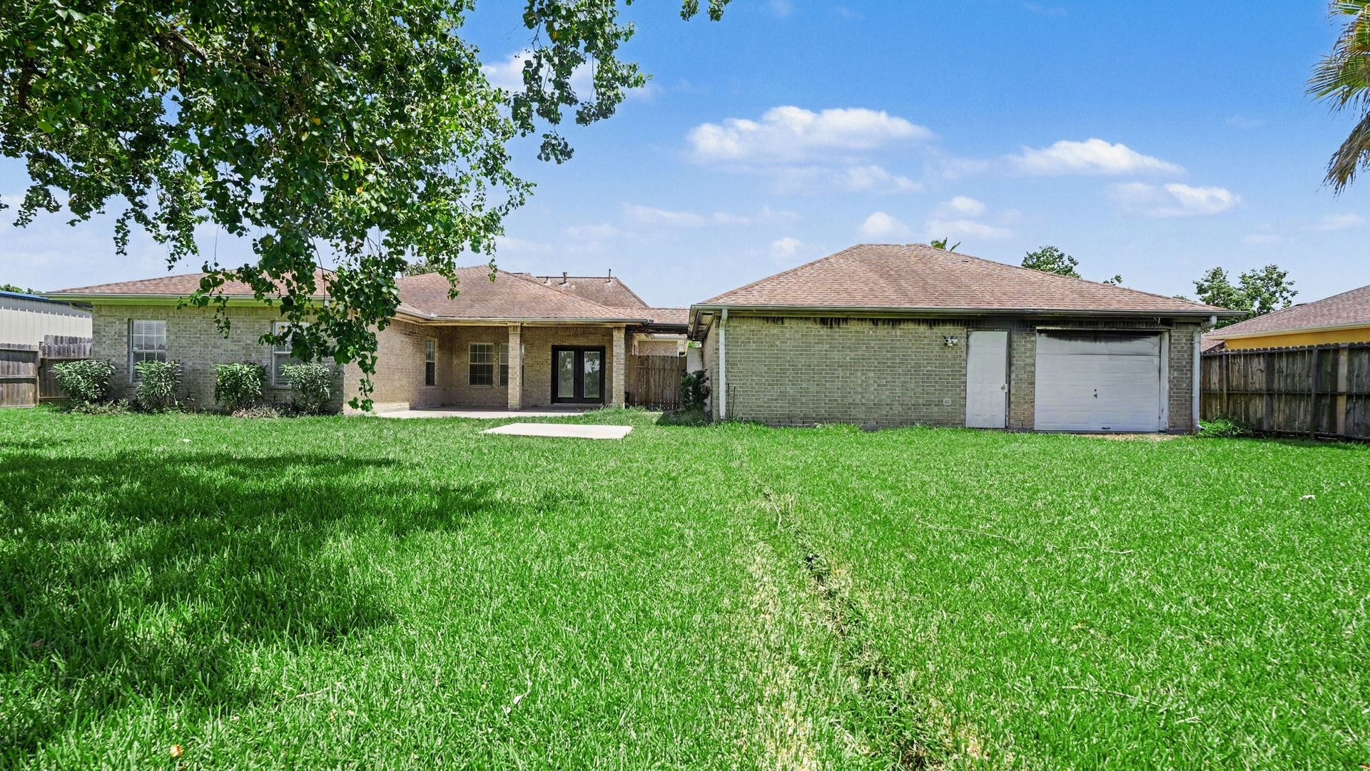 426 27th Street, San Leon, TX 77539 426 27th Street, San Leon, TX 77539