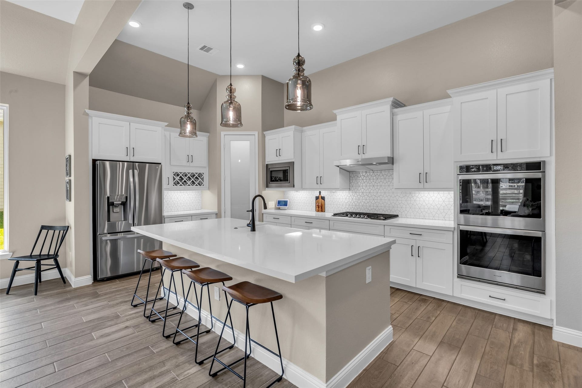 734 Satterwhite Farms Lane, Magnolia, TX 77354 Kitchen