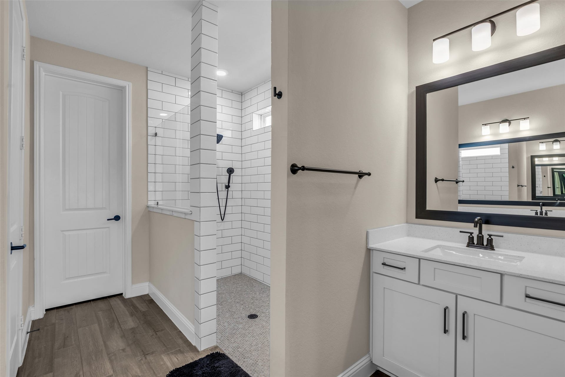 734 Satterwhite Farms Lane, Magnolia, TX 77354 Primary bath