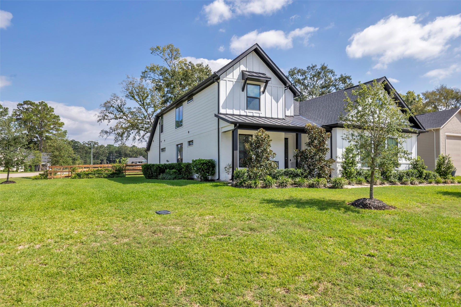 734 Satterwhite Farms Lane, Magnolia, TX 77354 Street view