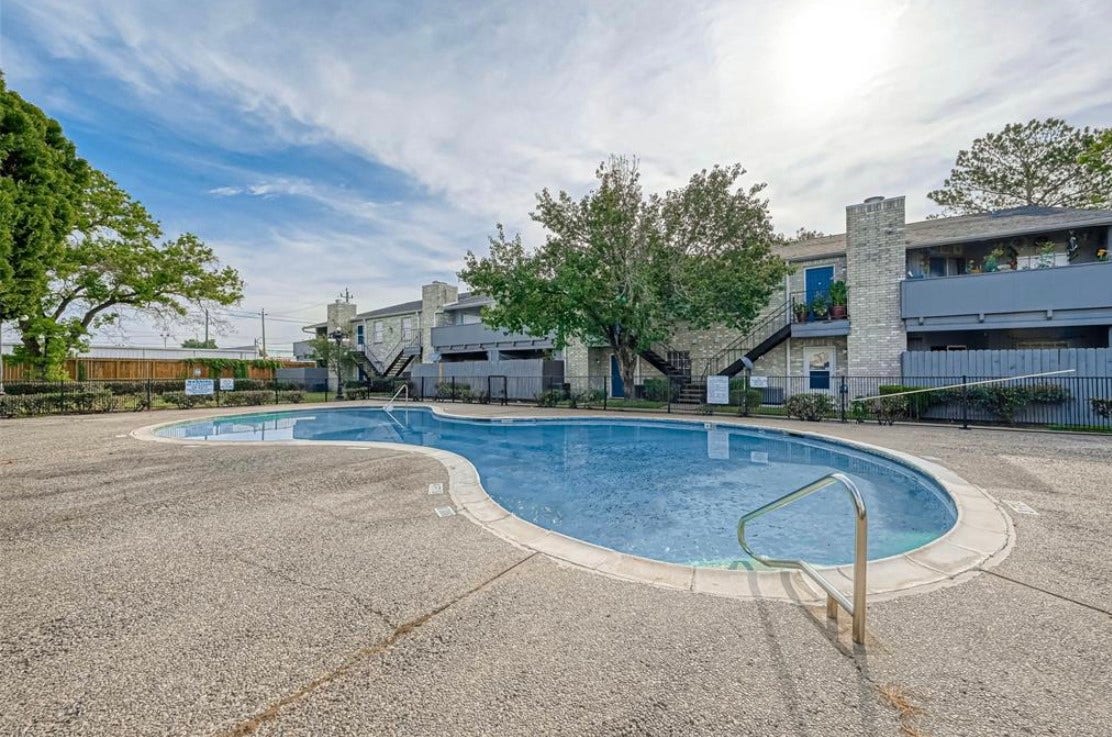 9700 Leawood Boulevard, #212, Houston, TX 77099