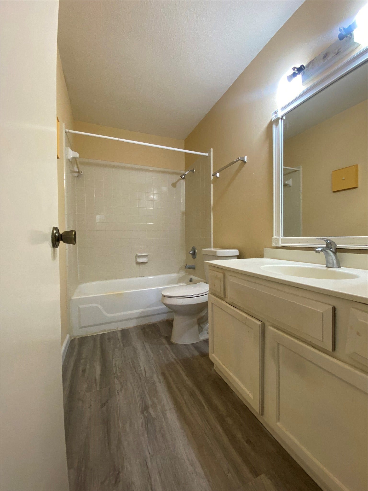 9700 Leawood Boulevard, #212, Houston, TX 77099