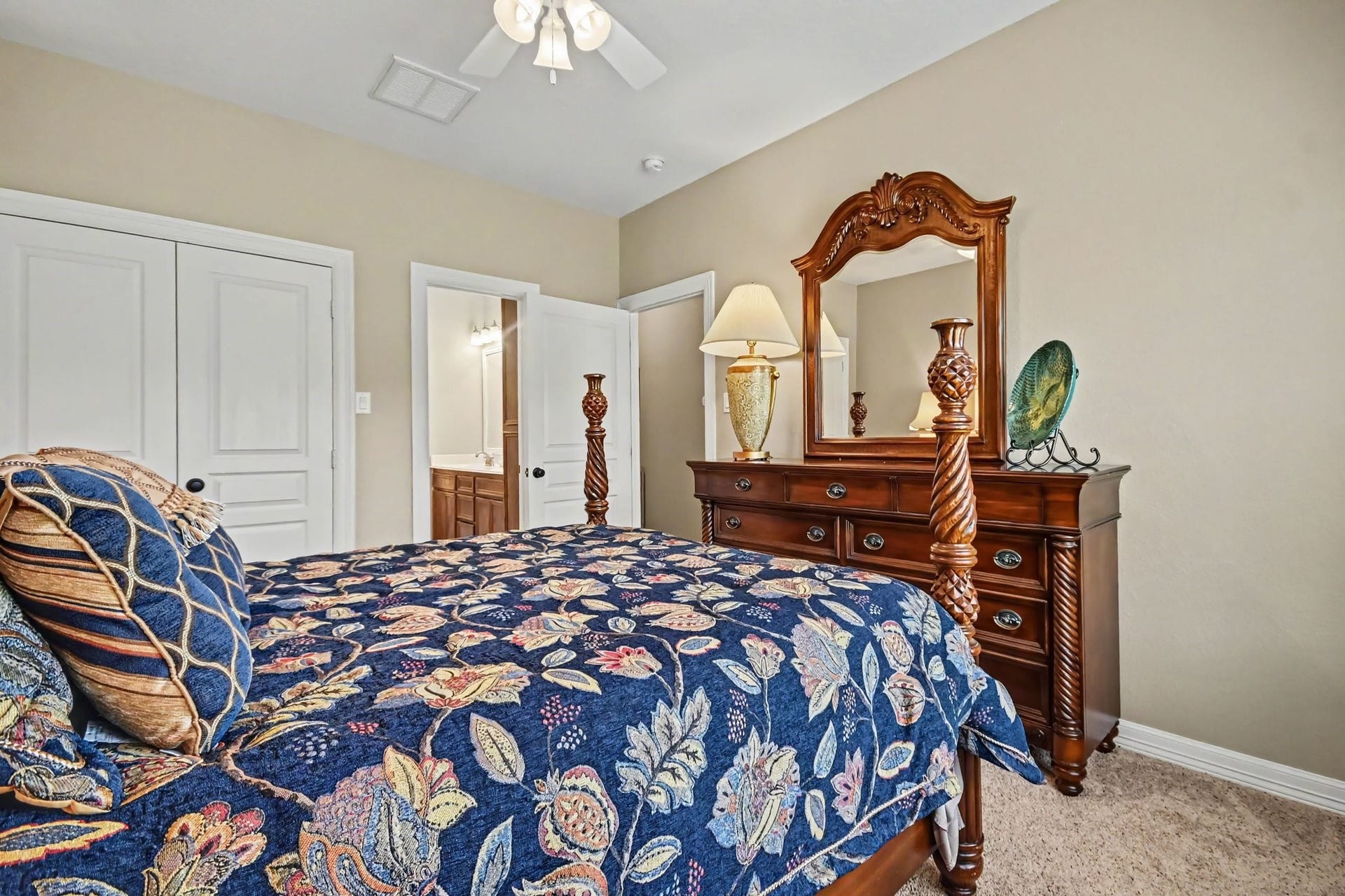 7211 Bayou Timbers Drive, Alvin, TX 77511 7211 Bayou Timbers Drive, Alvin, TX 77511