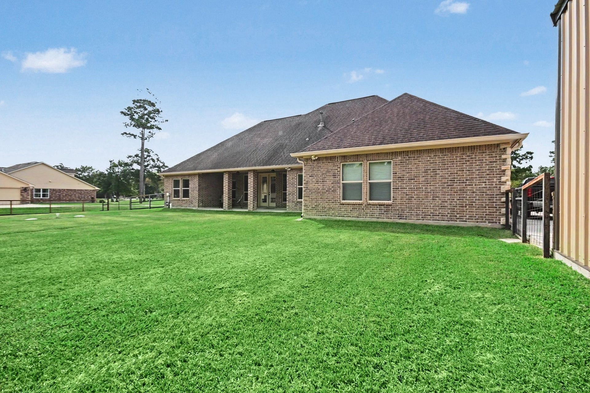 7211 Bayou Timbers Drive, Alvin, TX 77511 7211 Bayou Timbers Drive, Alvin, TX 77511