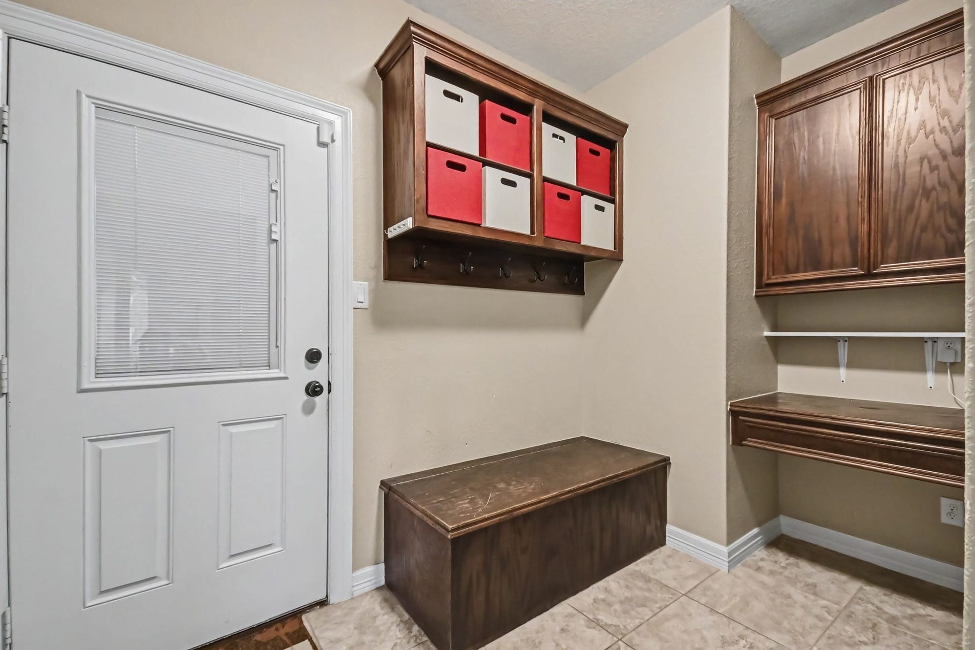 7211 Bayou Timbers Drive, Alvin, TX 77511 7211 Bayou Timbers Drive, Alvin, TX 77511