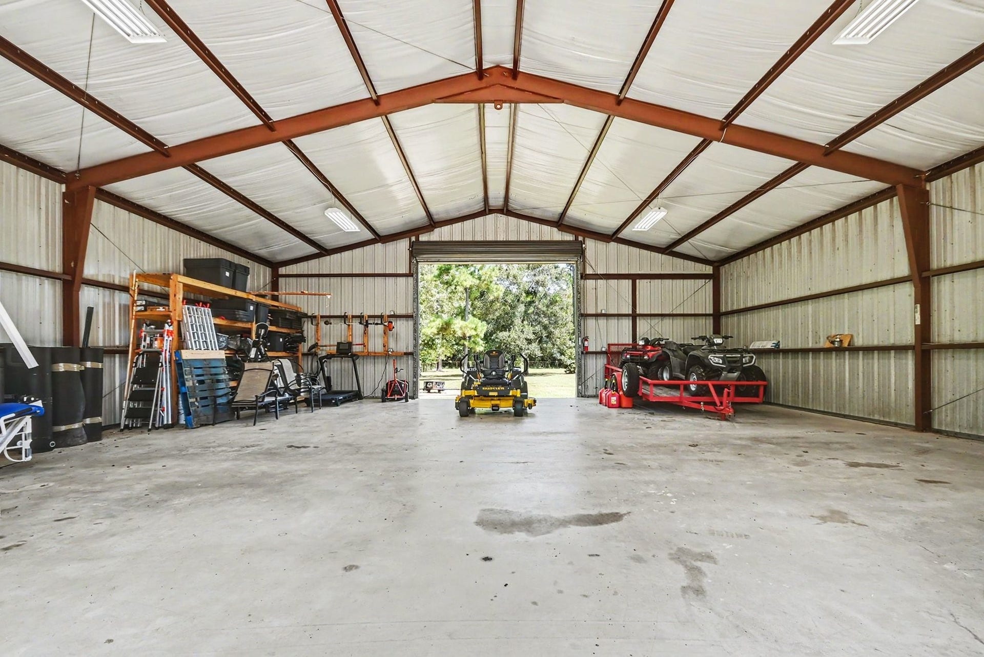 7211 Bayou Timbers Drive, Alvin, TX 77511 7211 Bayou Timbers Drive, Alvin, TX 77511