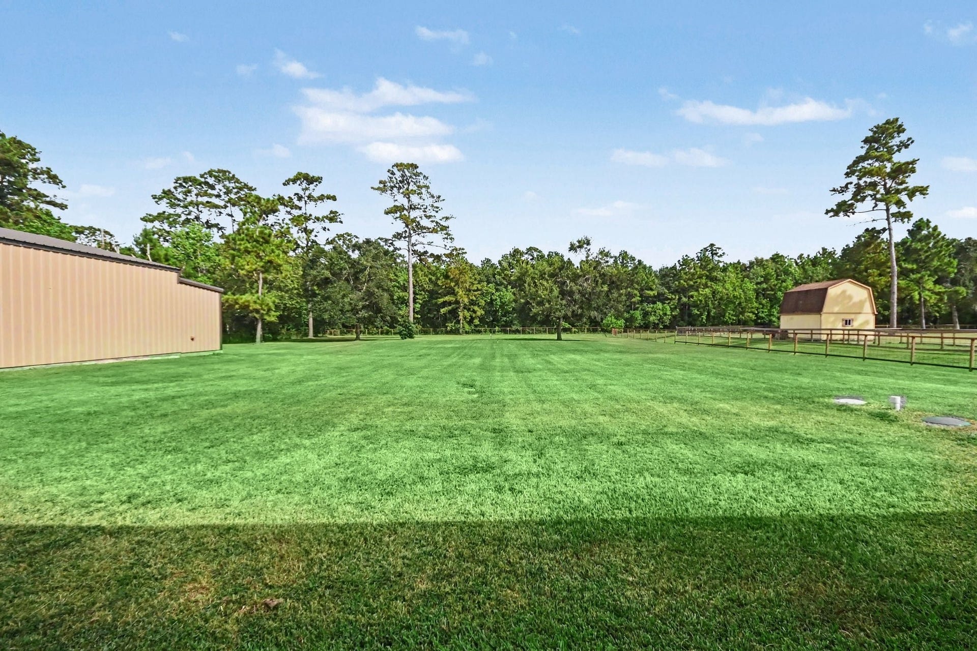 7211 Bayou Timbers Drive, Alvin, TX 77511 7211 Bayou Timbers Drive, Alvin, TX 77511
