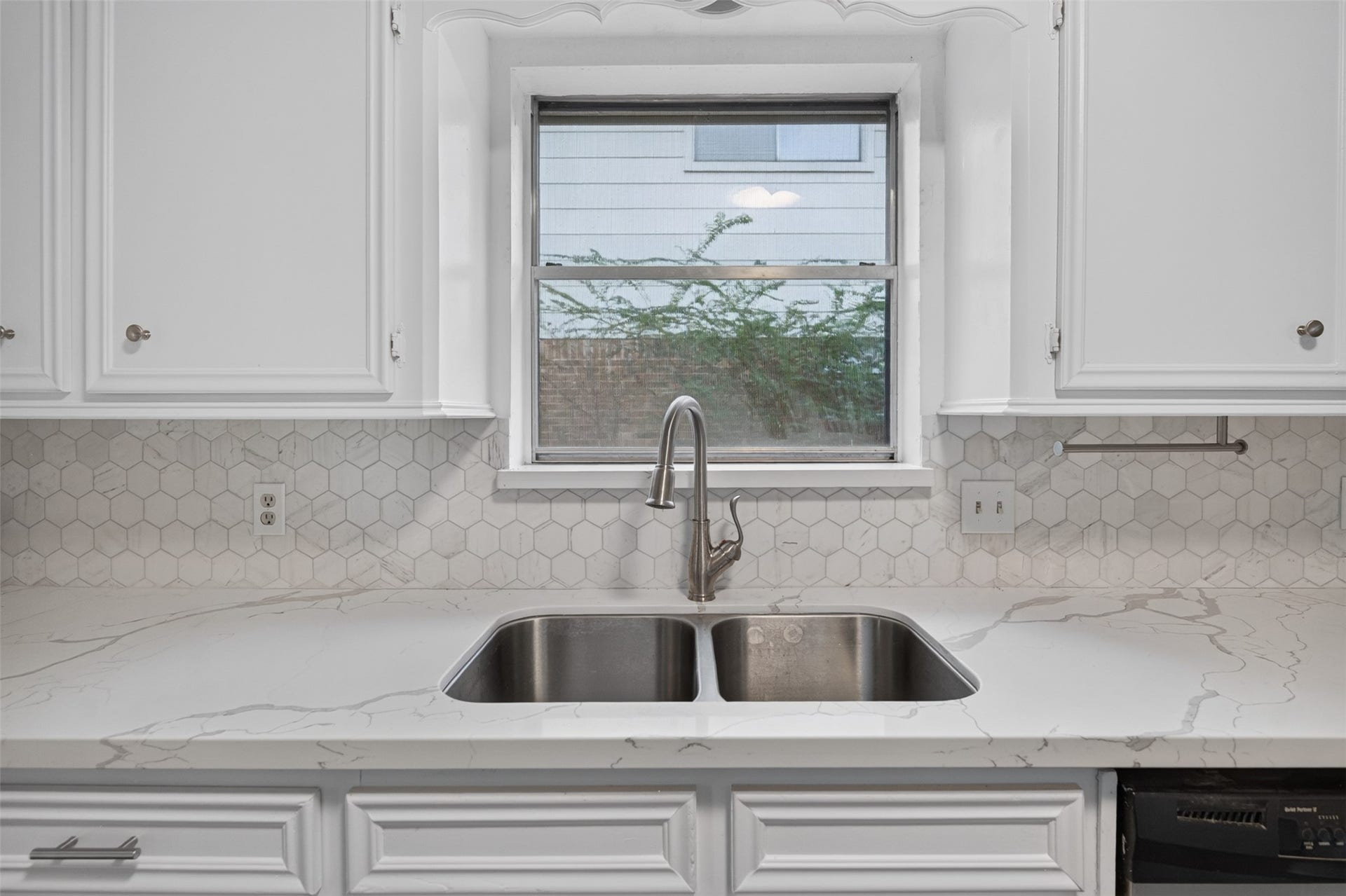 5810 Boyce Springs Drive, Houston, TX 77066 5810 Boyce Springs Drive, Houston, TX 77066