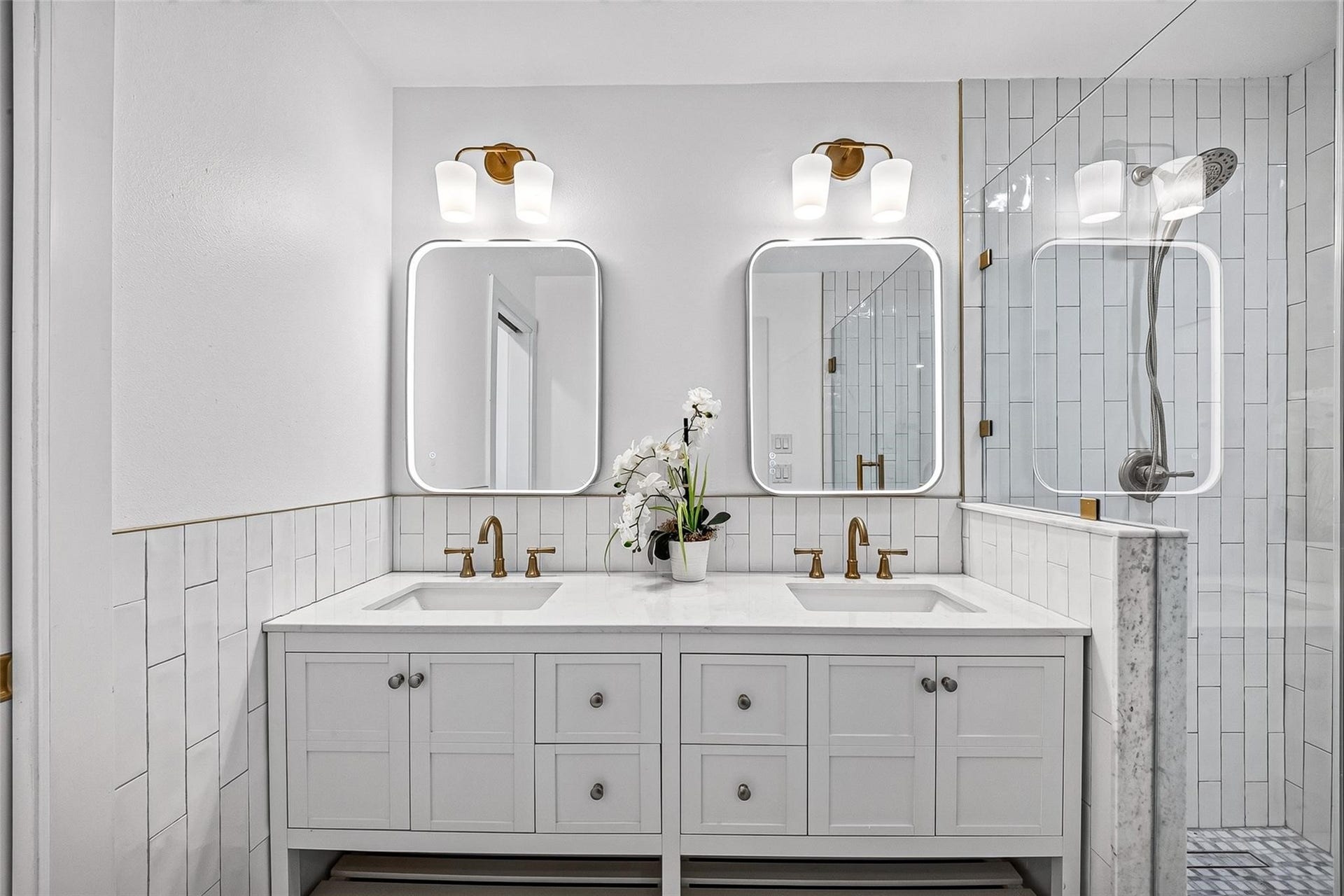 1338 Seaspray Court, Houston, TX 77008 1338 Seaspray Court, Houston, TX 77008