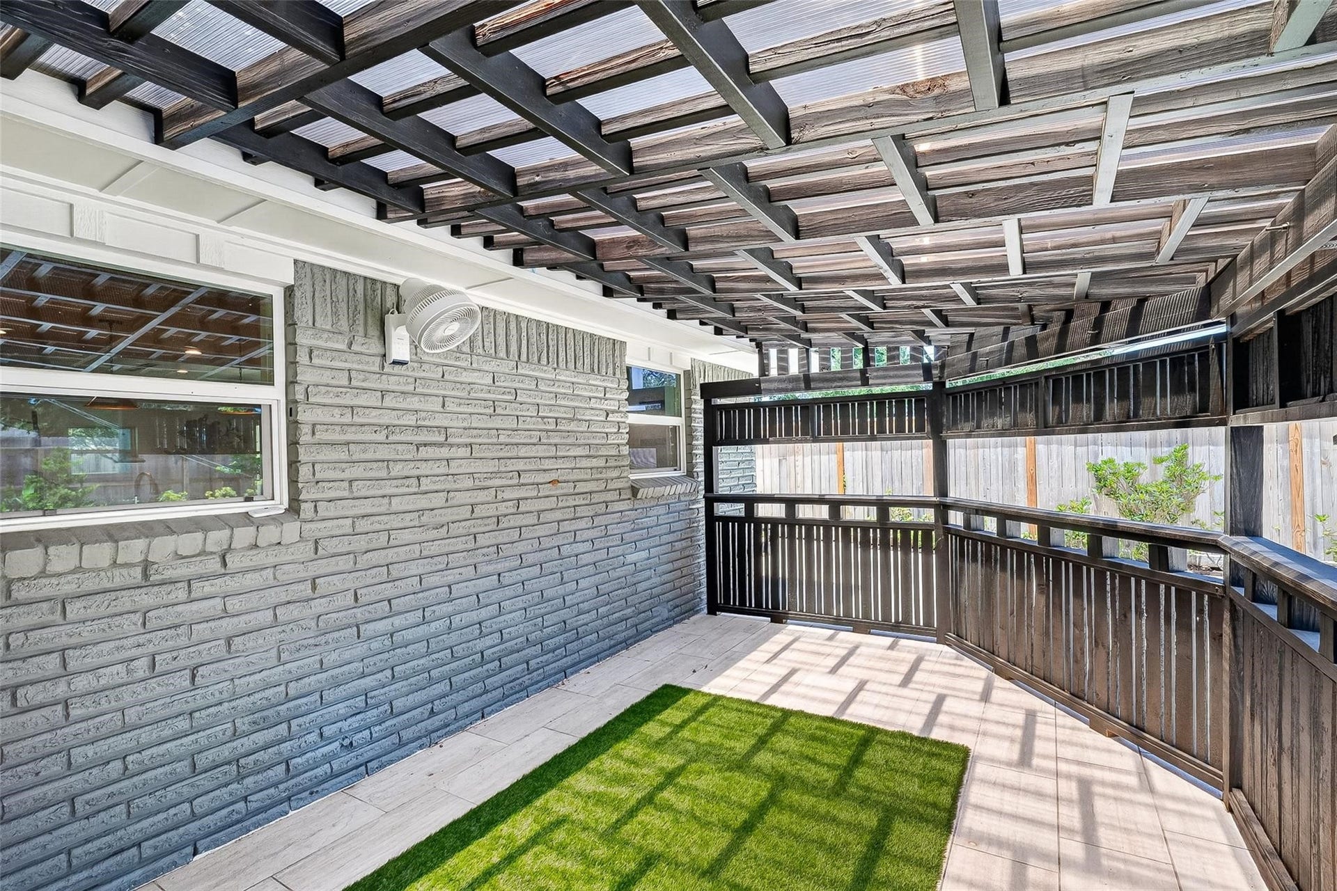 1338 Seaspray Court, Houston, TX 77008 1338 Seaspray Court, Houston, TX 77008
