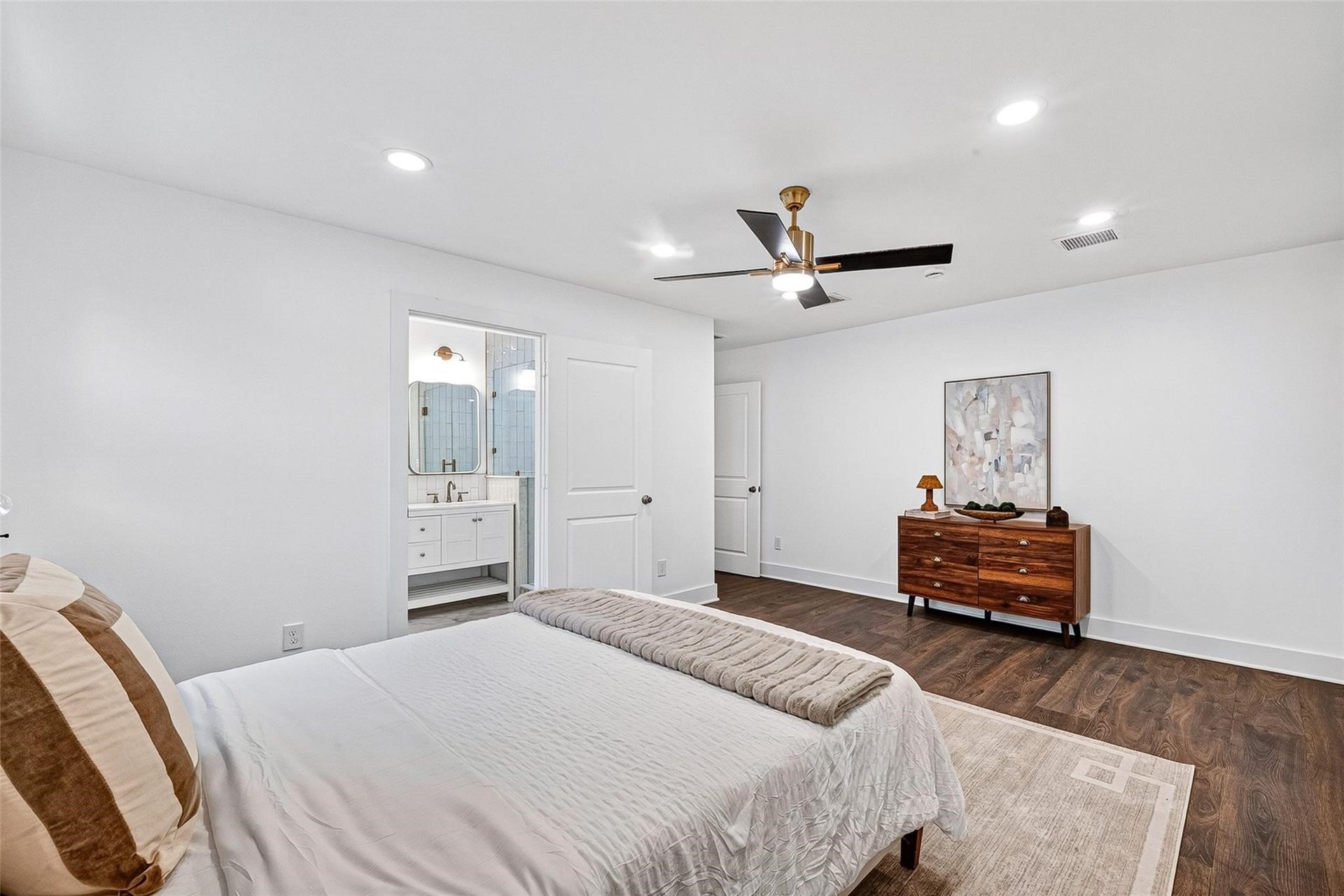 1338 Seaspray Court, Houston, TX 77008 1338 Seaspray Court, Houston, TX 77008