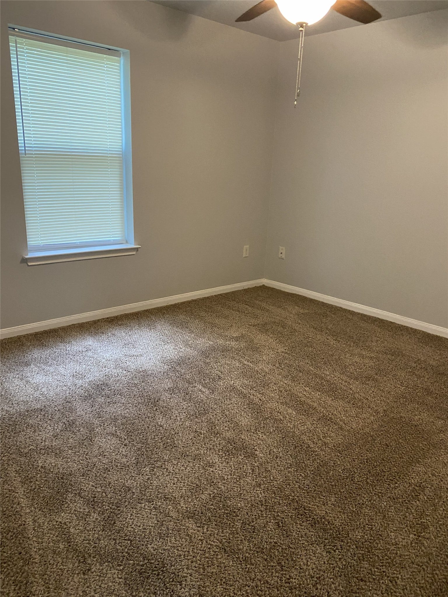 717 6th Avenue N, Texas City, TX 77590 Bedroom 1-Up