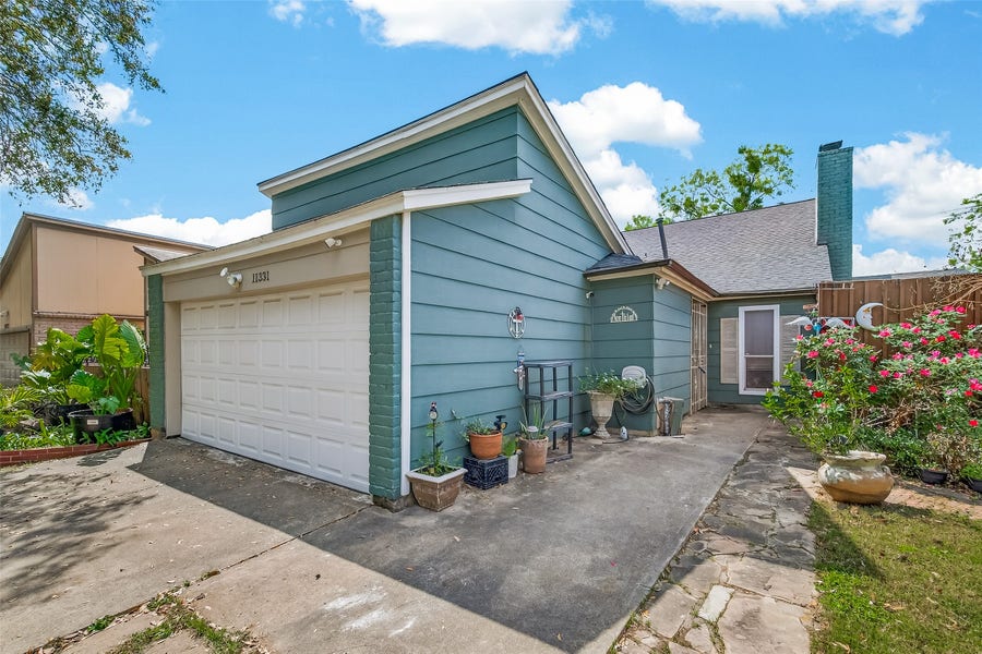 Property photo for 11331 Oakcenter Drive, Houston, TX