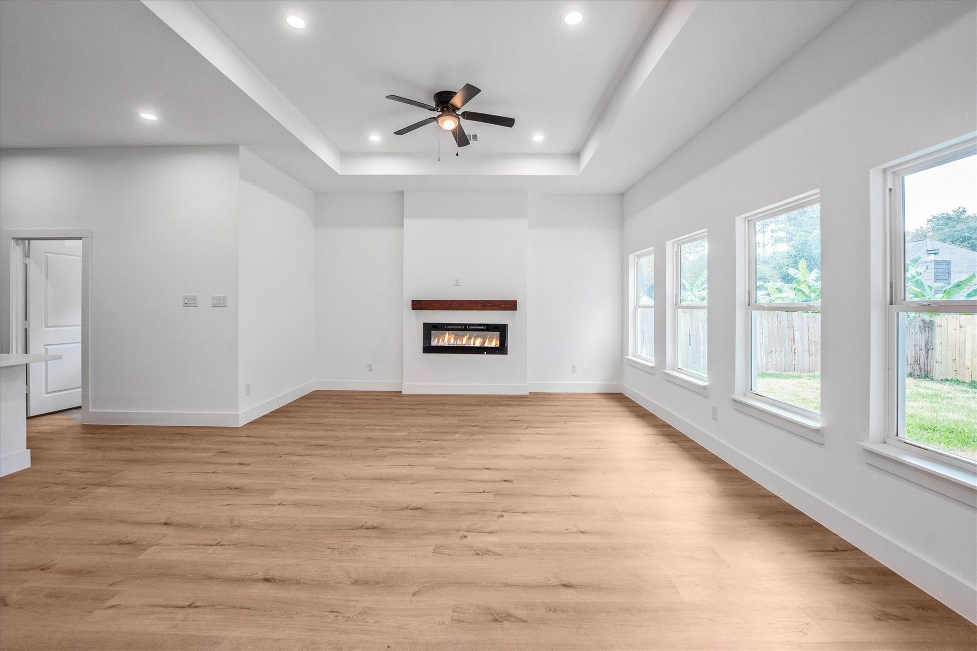 12111 Brightwood Drive, Montgomery, TX 77356 12111 Brightwood Drive, Montgomery, TX 77356