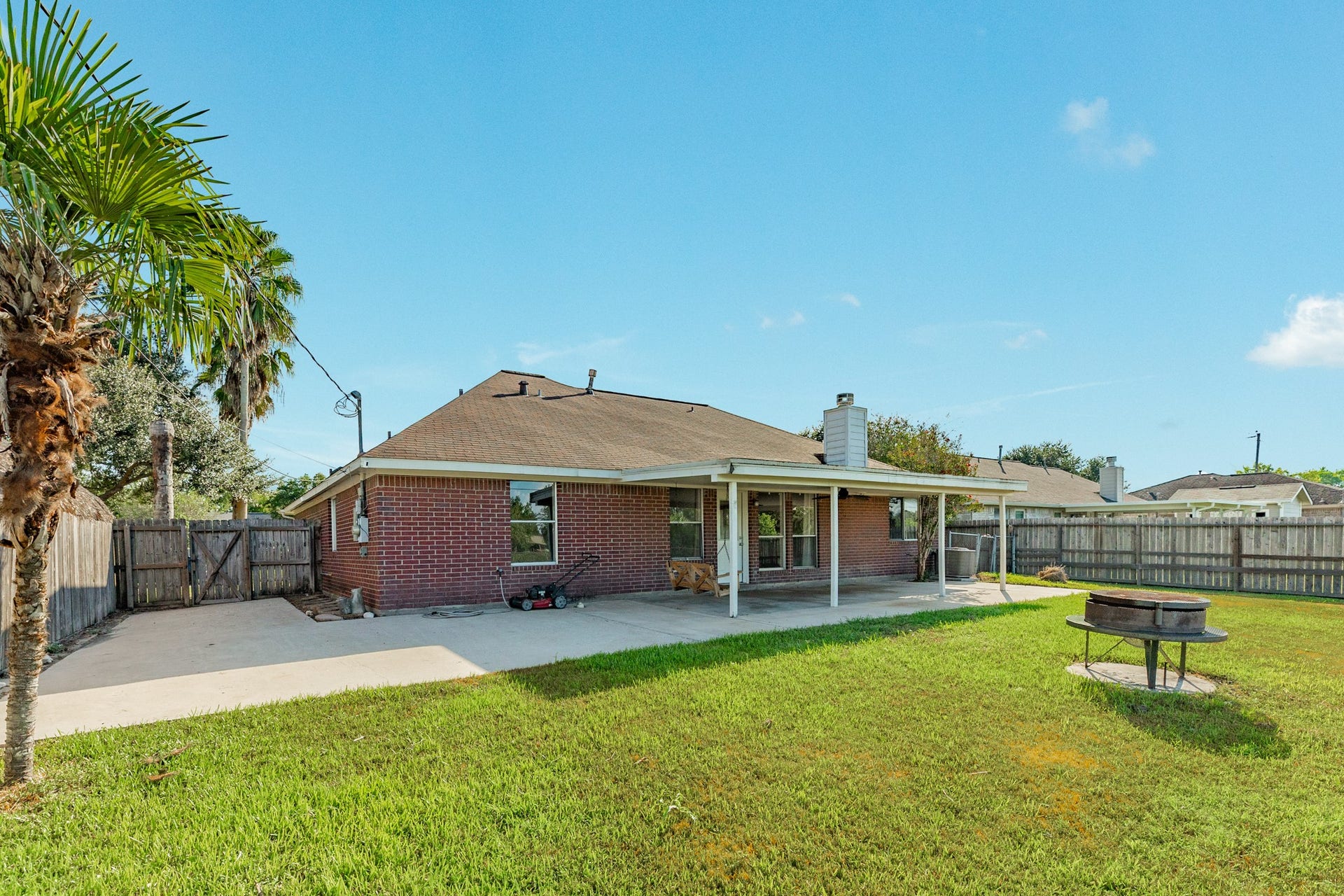3425 Van Ness Drive, Alvin, TX 77511 3425 Van Ness Drive, Alvin, TX 77511