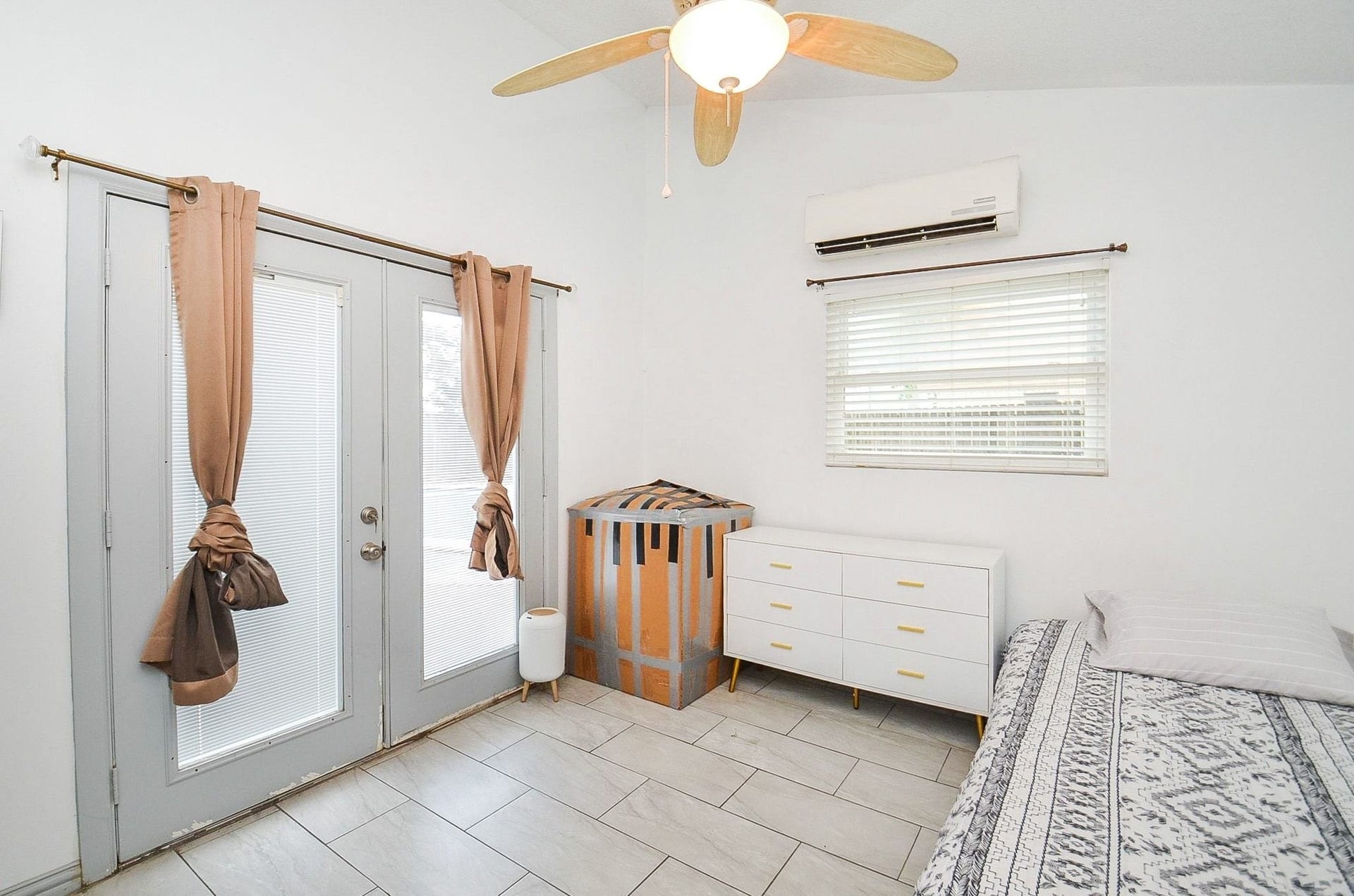 17821 S Cypress Villas Drive, Spring, TX 77379 Welcome to your first bedroom!
