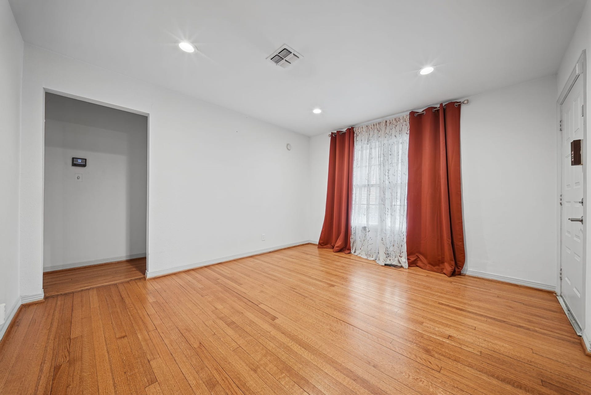 655 Arvana Street, Houston, TX 77034