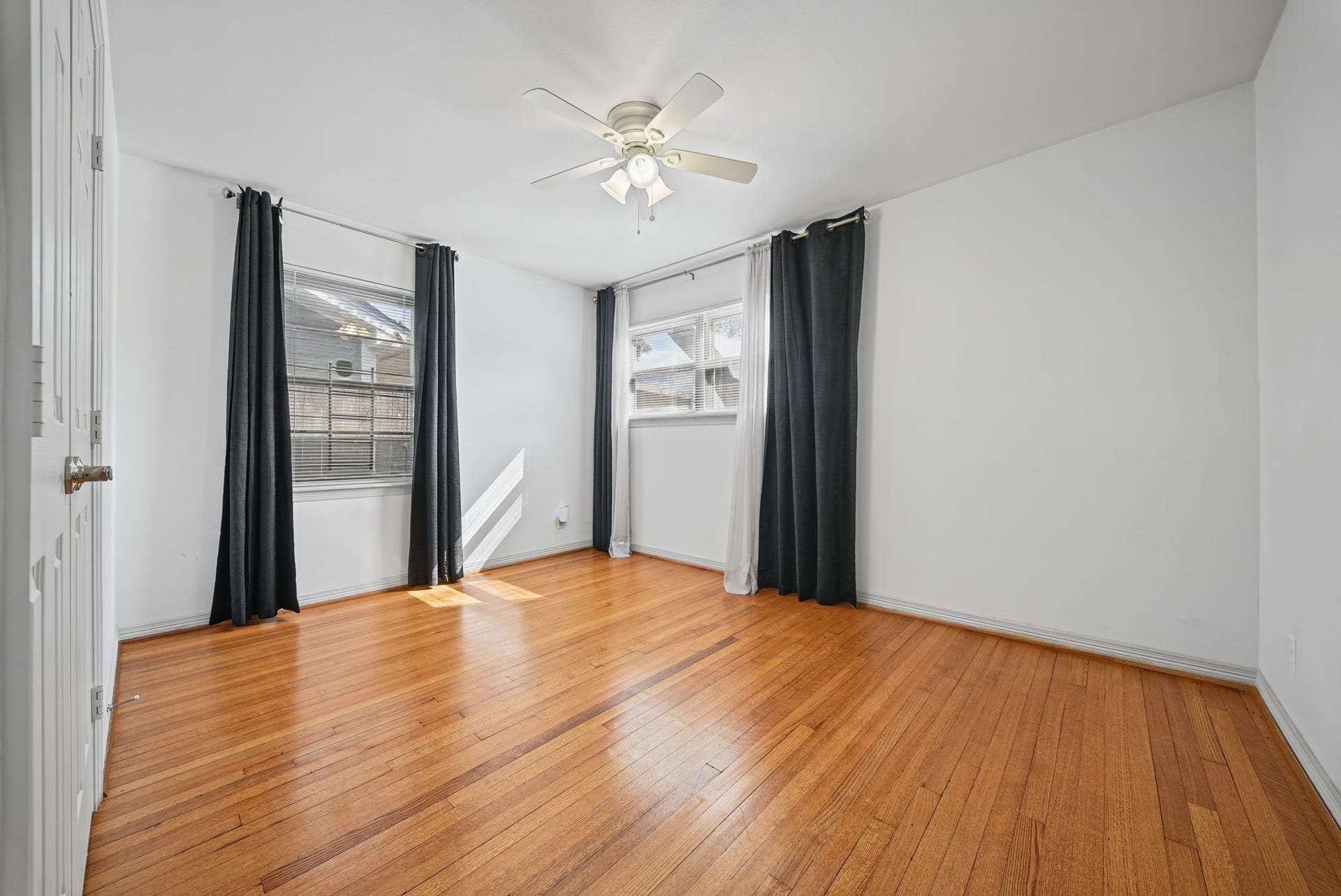 655 Arvana Street, Houston, TX 77034