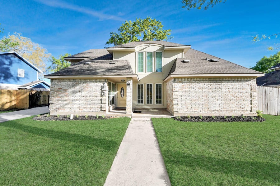 Property photo for 2322 Bright Meadows Drive, Missouri City, TX