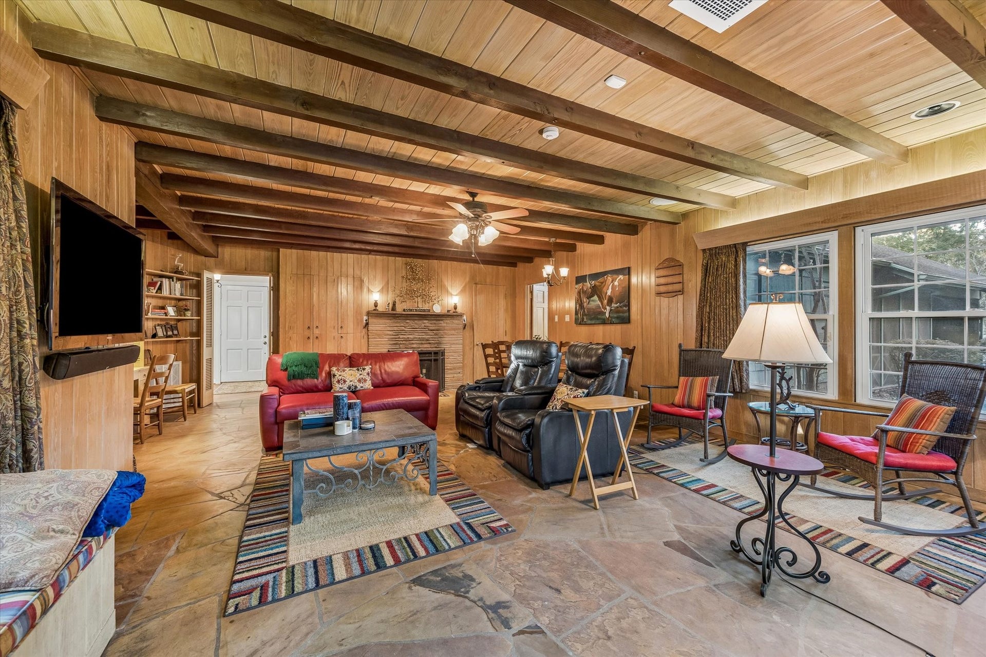 26 W Rivercrest Drive, Houston, TX 77042 26 W Rivercrest Drive, Houston, TX 77042