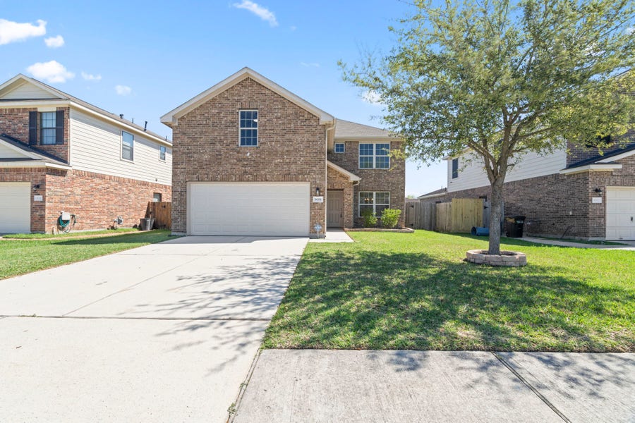 Property photo for 9006 Sasson Boulevard, Houston, TX