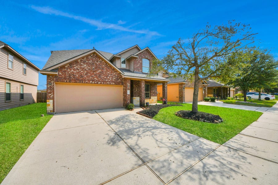 Property photo for 13935 Long Meadow Drive, Houston, TX
