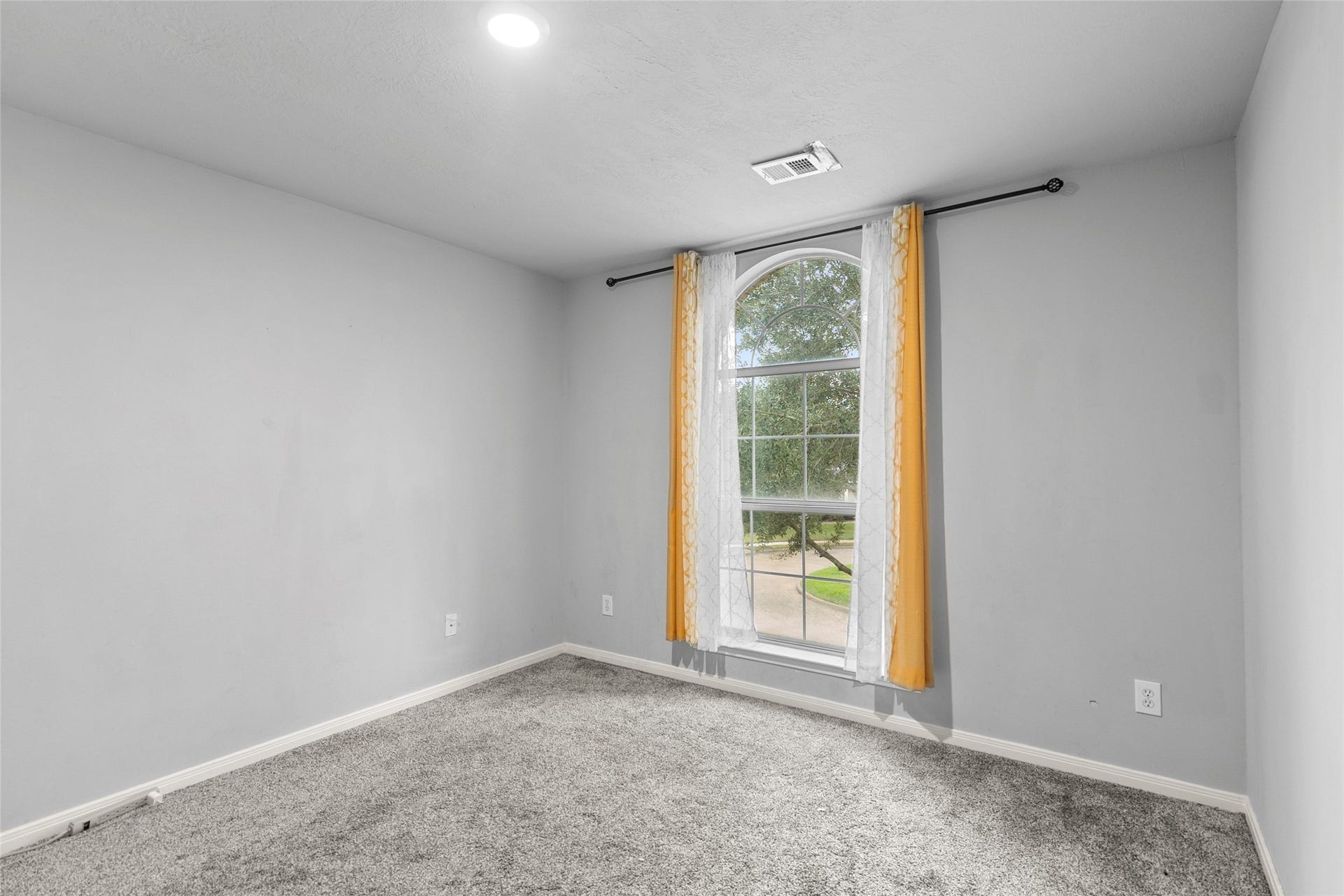 7206 Clayhorn Court, Richmond, TX 77407 Bedroom