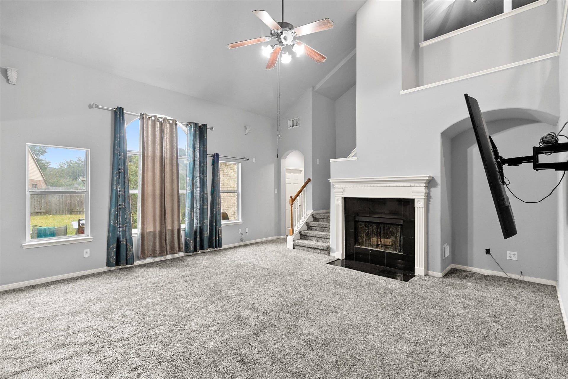 7206 Clayhorn Court, Richmond, TX 77407 Main Living Area