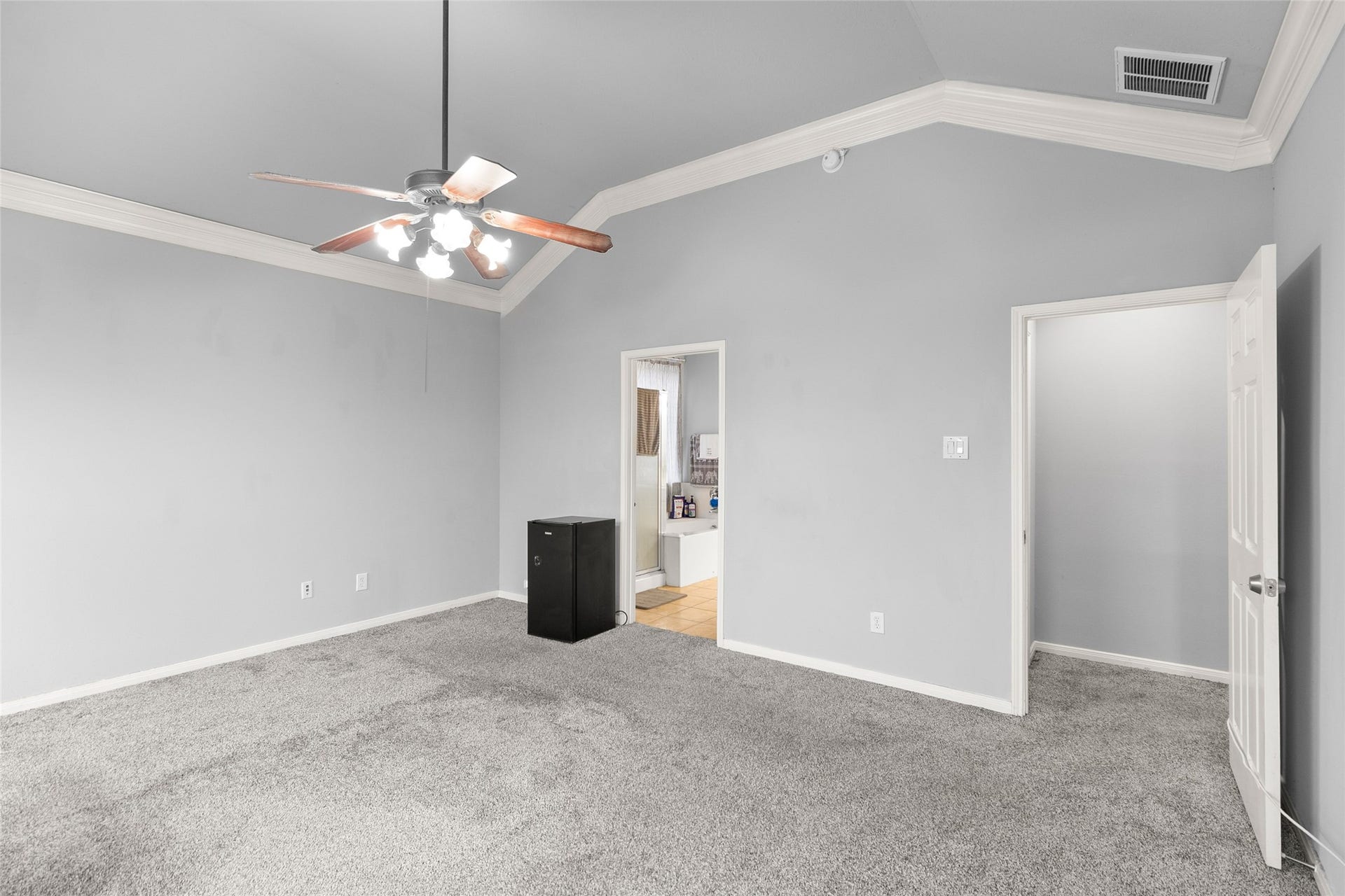 7206 Clayhorn Court, Richmond, TX 77407 Primary Bedroom