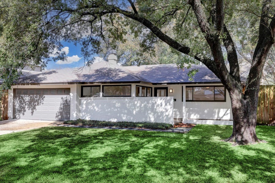 Property photo for 5530 Lincrest Lane, Houston, TX