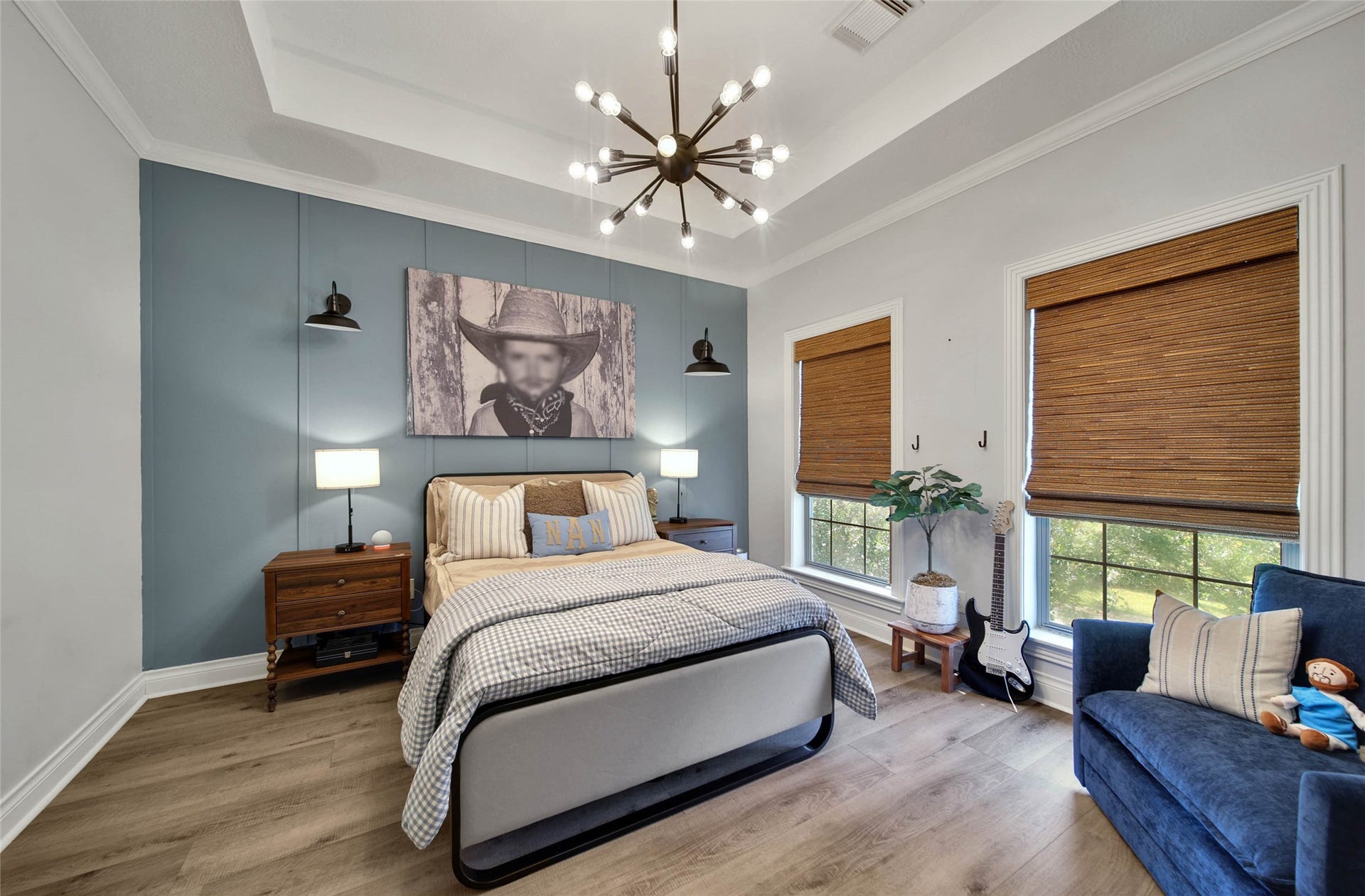 39 W Old Sterling Circle, The Woodlands, TX 77382 Bed 4 up