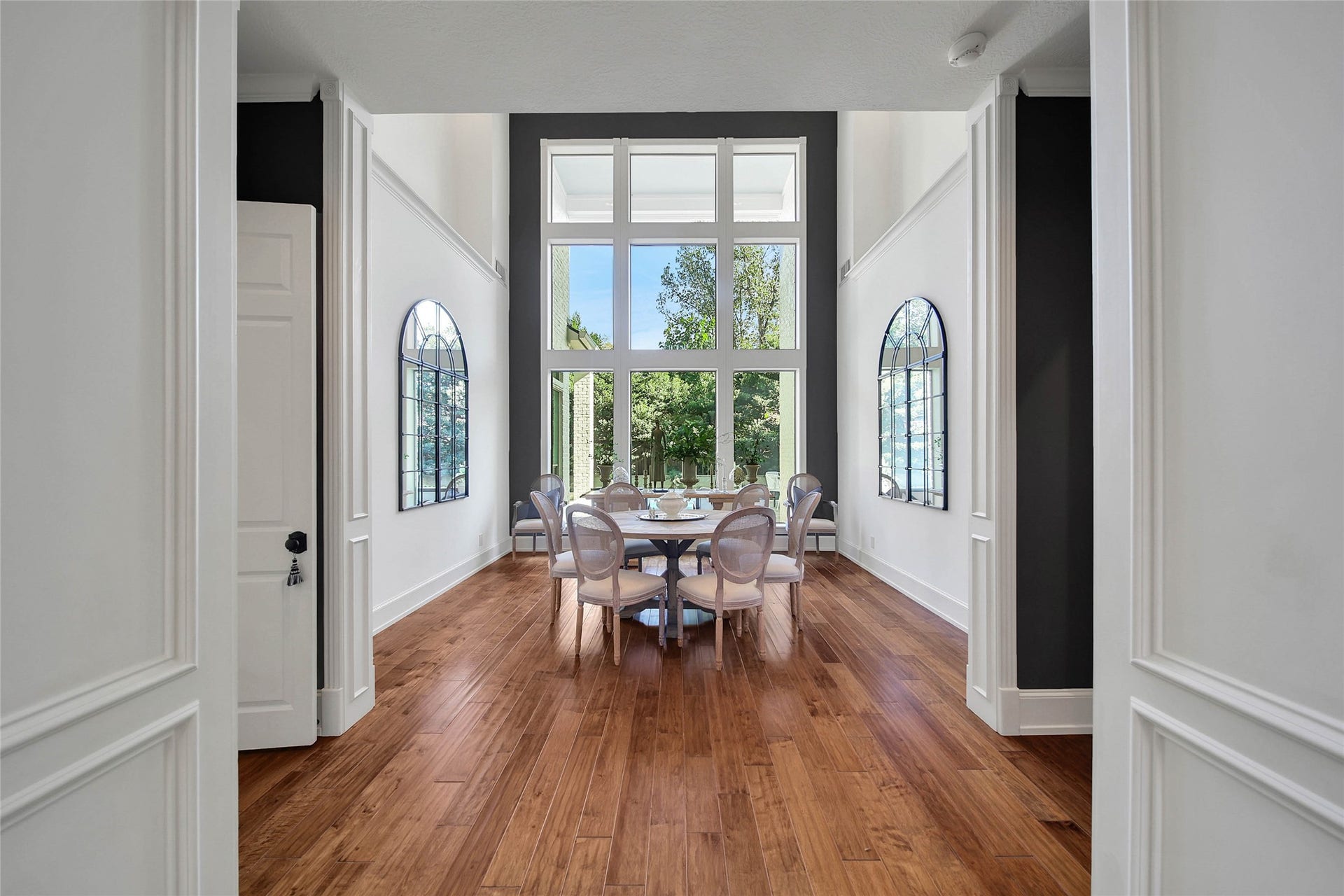 39 W Old Sterling Circle, The Woodlands, TX 77382 39 W Old Sterling Circle, The Woodlands, TX 77382