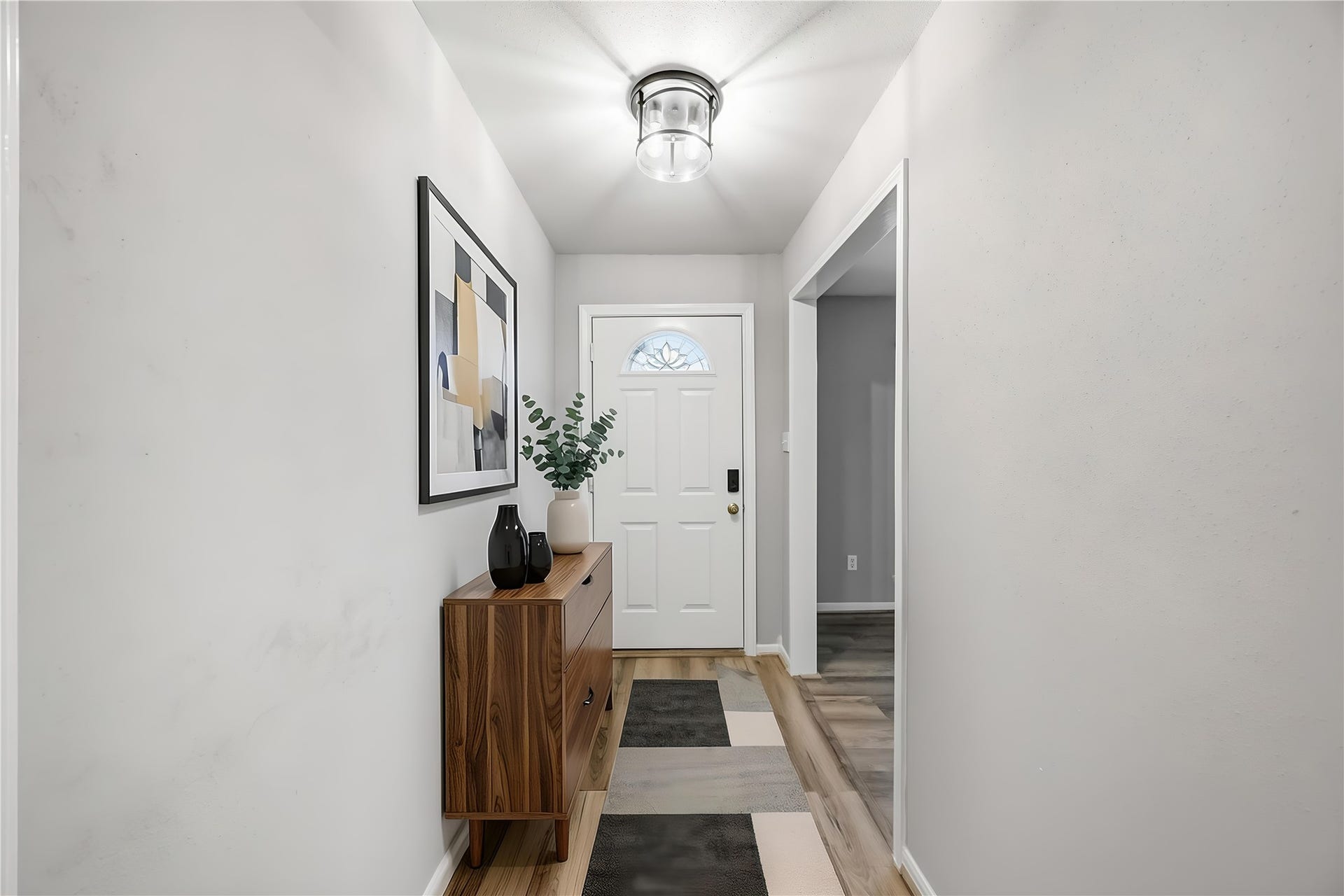 203 Wedgewood Court, Oak Ridge North, TX 77386 Lobby virtual staging