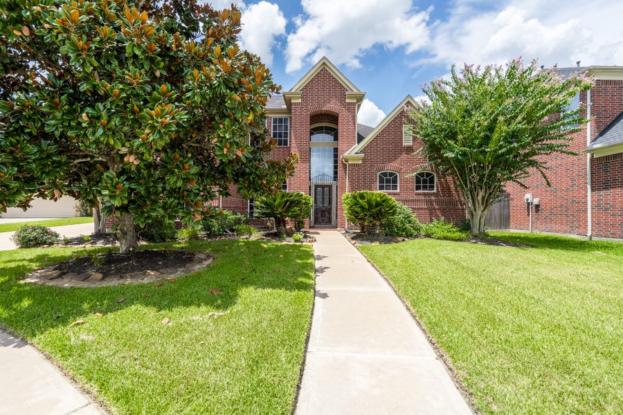 Property photo for 19106 Natchez Creek Lane, Cypress, TX