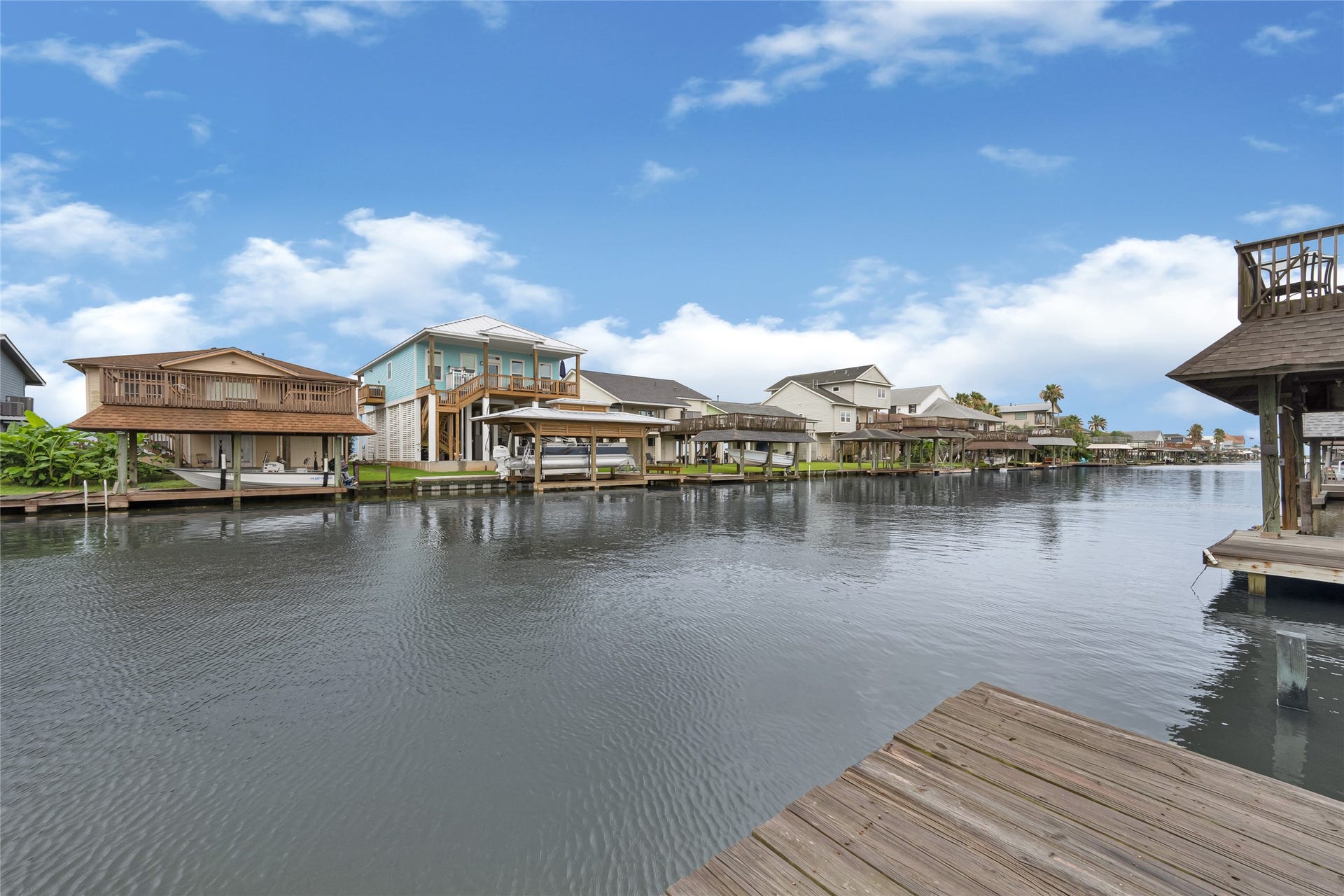 1227 Sailfish St, Hitchcock, TX 77563 1227 Sailfish St, Hitchcock, TX 77563