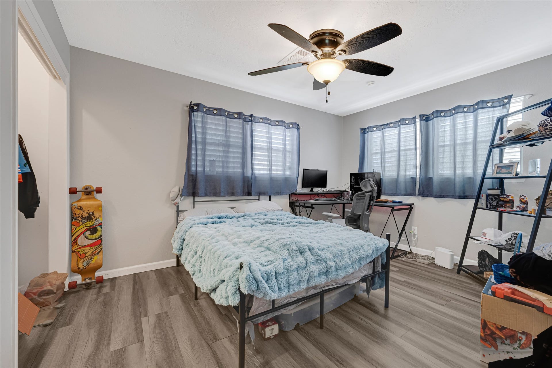 1227 Sailfish St, Hitchcock, TX 77563 1227 Sailfish St, Hitchcock, TX 77563