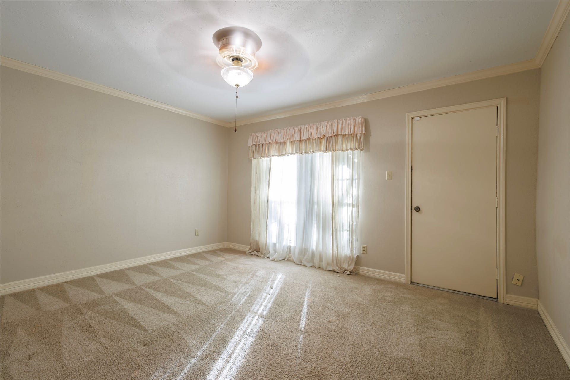 3702 POINT CLEAR Drive, Missouri City, TX 77459 3702 POINT CLEAR Drive, Missouri City, TX 77459