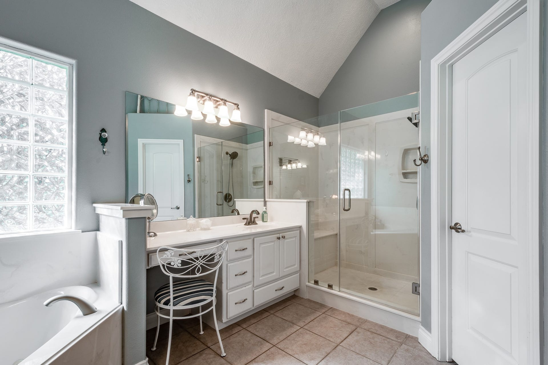 15774 Fm 3083 Road, Conroe, TX 77302 15774 Fm 3083 Road, Conroe, TX 77302