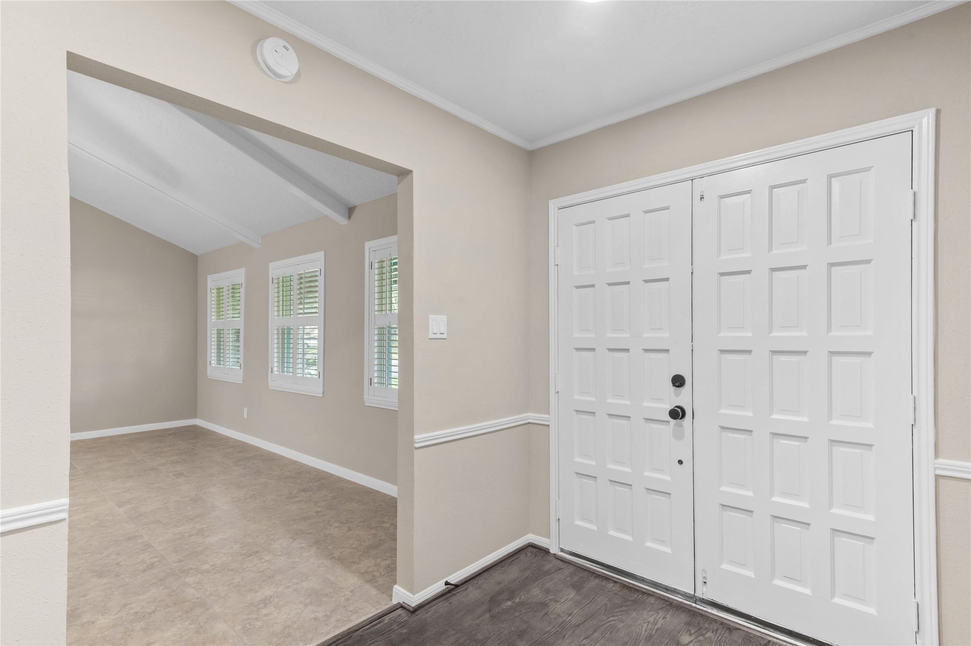 27249 Lana Lane, Oak Ridge North, TX 77385 Front entry way