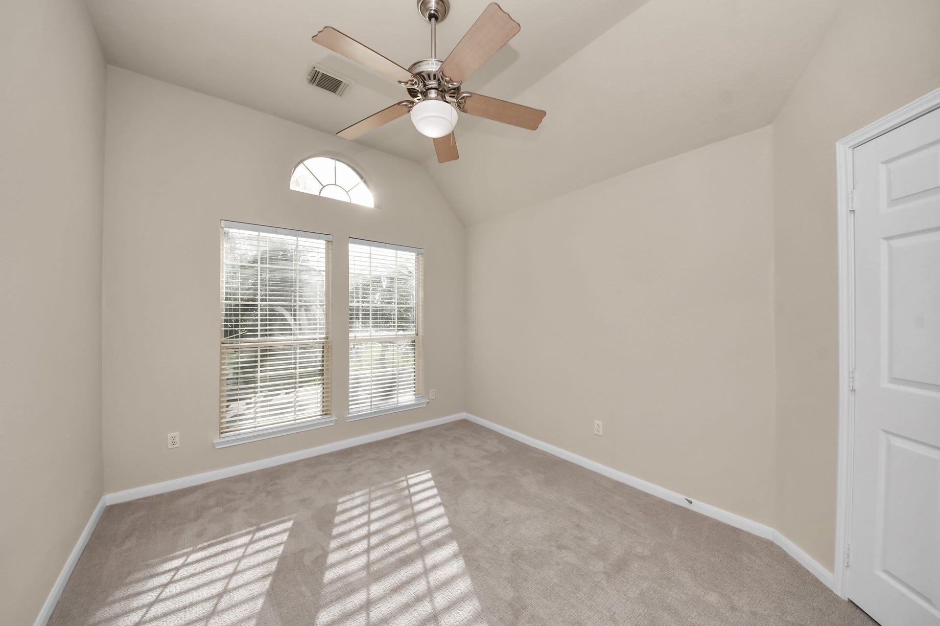 3903 Tigris Ridge Drive, Katy, TX 77449