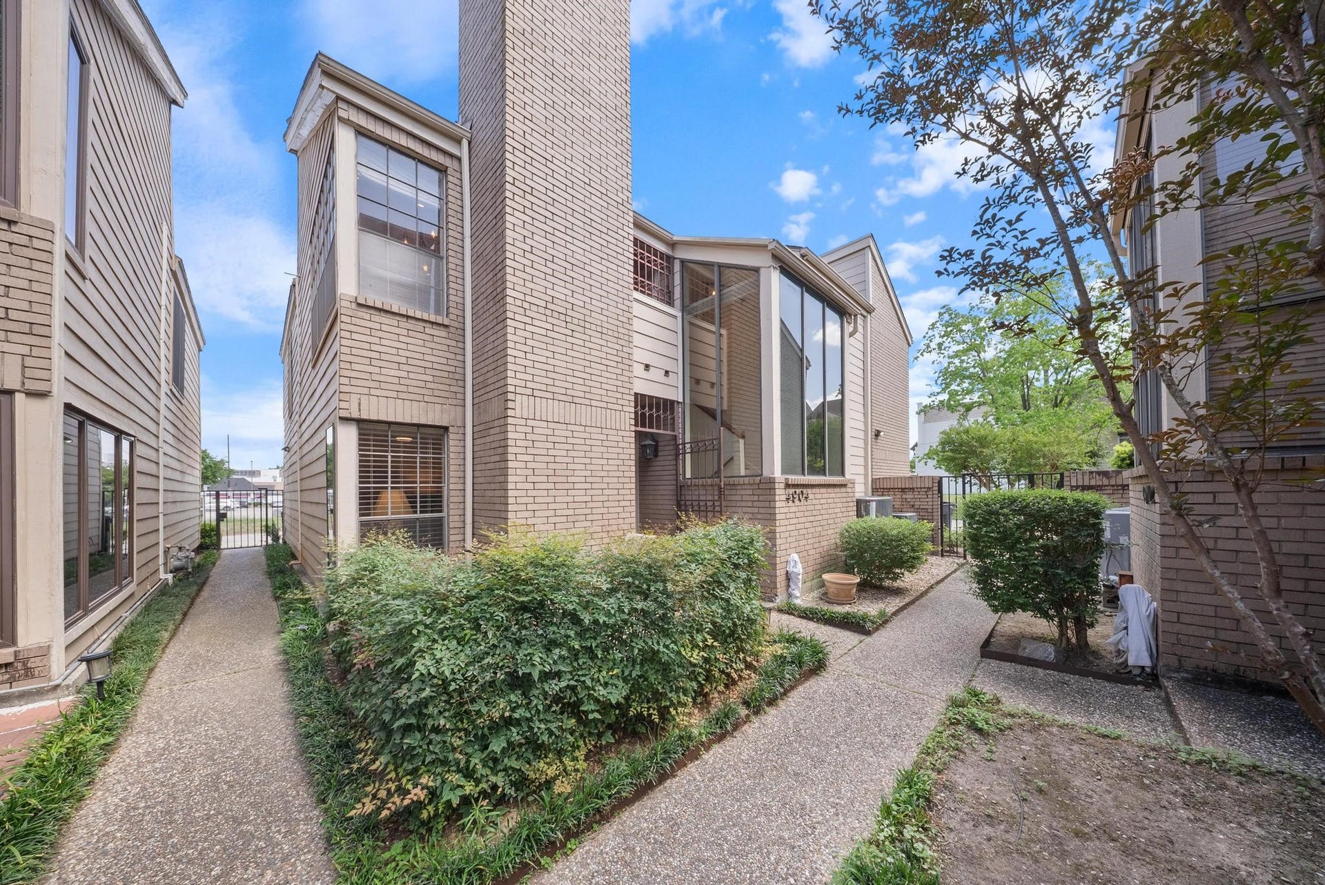 4904 Feagan Street, #1, Houston, TX 77007 4904 Feagan Street, #1, Houston, TX 77007